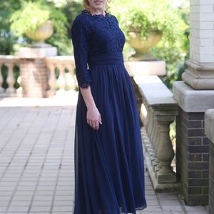 Exquisite English Manor Dress Vintage Style